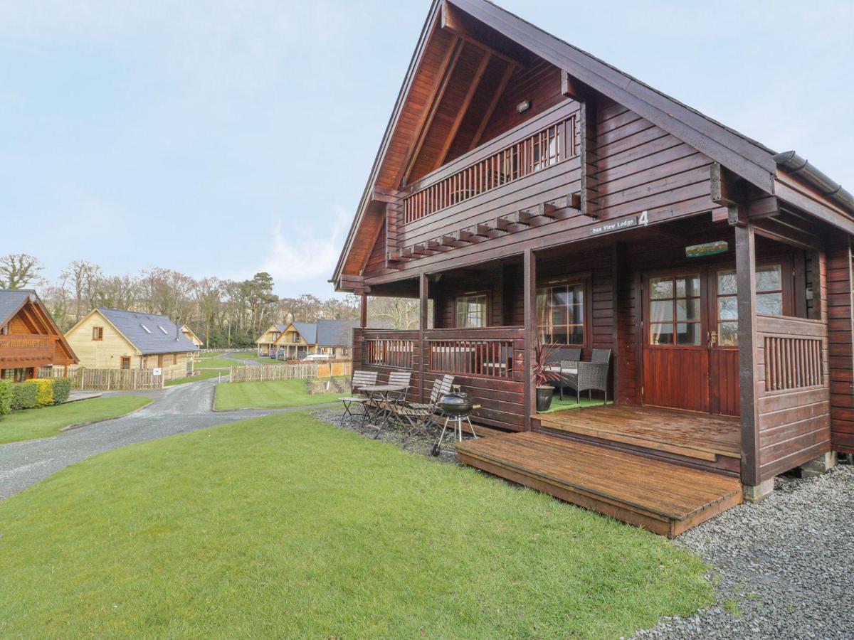 Sun View Lodge Llanbedr  Exterior photo
