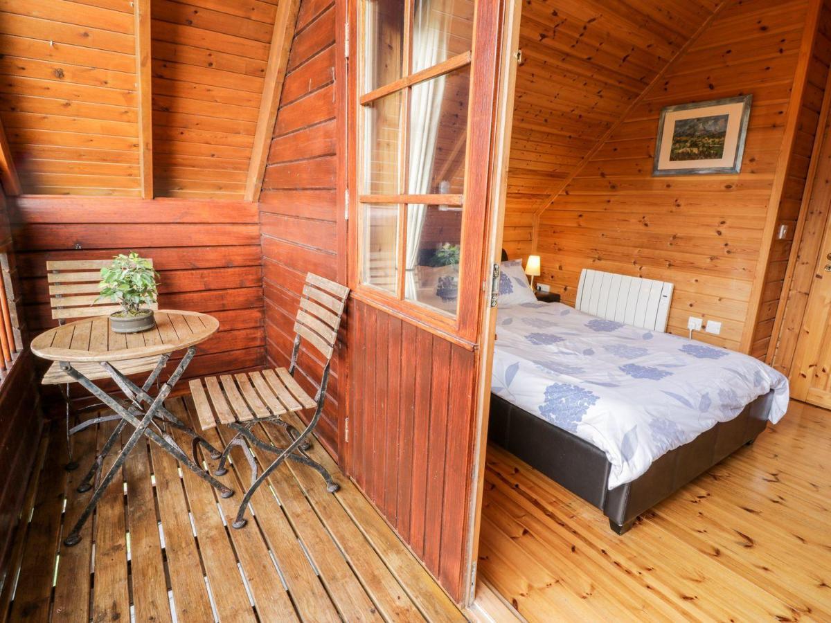 Sun View Lodge Llanbedr  Exterior photo