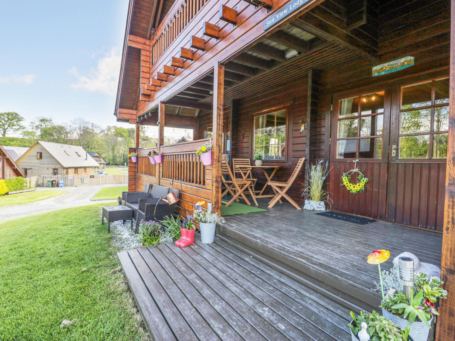Sun View Lodge Llanbedr  Exterior photo